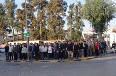 Nazilli Devlet Hastanesi Atatürk'ü Andı