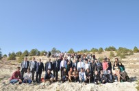 AHMET CENGIZ - NEÜ Köyceğiz Ve Seydişehir Yerleşkesinde Binlerce Fidan Toprakla Buluştu