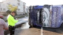SAHİL YOLU - Ordu'da Boya Yüklü Tır Devrildi Açıklaması 1 Yaralı