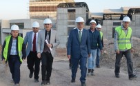 AHMET SARı - Rektör Uysal, DPÜ Kongre Ve Kültür Merkezi İnşaatını İnceledi