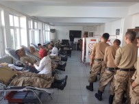 TÜRK KıZıLAYı - 30 Komando Kan Bağışında Bulundu