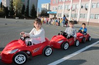 SÜRÜCÜ KURSU - Ataşehir'de Minik Sürücüler Trafik Eğitiminde