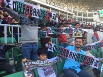 ROJDA - Diyarbakırspor'un Taraftar Grubu Otizmli Çocukları Statta Ağırladı