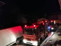 YAVUZ SULTAN SELİM - Gecekondu Yangını İtfaiyeyi Seferber Etti