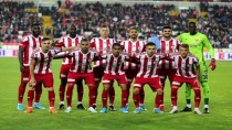 HÜSEYIN AKGÜL - Sivasspor, 10 Sezon Sonra Liderlik Koltuğuna Oturdu