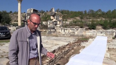 Stratonikeia'da 2 Bin 200 Yıllık Kanalizasyon Sistemi Gün Yüzüne Çıkarıldı