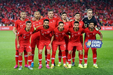 A Milli Futbol Takımı'nın rakibi İzlanda
