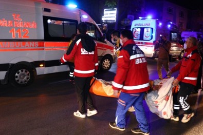 Başkent'te Alevlerin Arasında Kalan Kadın Balkondan Atladı Açıklaması 1 Yaralı
