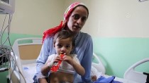 ALİ KARAKAYA - Çaydanlıktaki Kaynar Su Üzerine Dökülen Çocuk Yaralandı