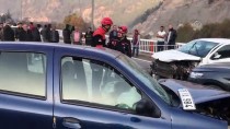 Karabük'teki Zincirleme Trafik Kazasında 4 Kişi Yaralandı