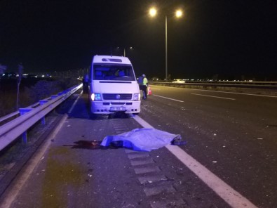 Patlayan Tekerleği Değiştiriyordu, Tırın Çarpması Sonucu Öldü