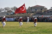 FATIH AKSOY - Türk Bayrağını Dalgalandıran Gence Kaymakamdan Ödül