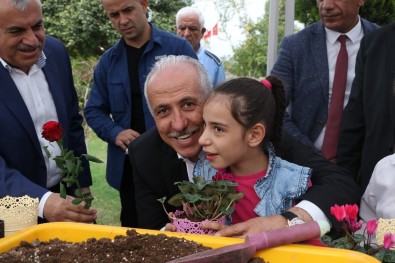 Akdeniz Belediyesi Meclis Üyelerinden Örnek Davranış