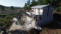 HAZİNE ARAZİSİ - İzmir'de Hazine Arazisi Üzerine Yapılan Kaçak Villalar Yıkıldı