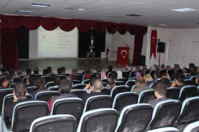 Muradiye'de 'Kadına Yönelik Şiddetle Mücadele Ve Cinsel İstismar' Semineri