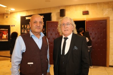 'Ölüm Kadın Meselesi' Oyunuyla Kadına Şiddeti Anlattılar