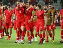HAKAN ÇALHANOĞLU - Türkiye İzlanda maçı ne zaman, saat kaçta, hangi kanalda? (Euro 2020 Elemeleri)