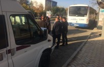 FETHİ SEKİN - Elazığ'da Trafik Kazası Açıklaması1 Yaralı