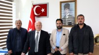 MECLIS BAŞKANı - Gazetecilerden Erzincan İl Genel Meclis Başkanı Yıldız'a Ziyaret