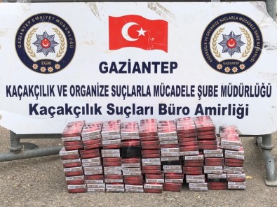 Gaziantep'te Araçta Zulalanmış Kaçak Sigaralar Ele Geçirildi