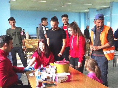 Hisarcık'ta 3 Yaşındaki Esila İçin Kök Hücre Ve Kan Bağışı