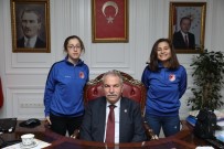 KULÜP BAŞKANI - İlkadım'da Milli Sevinç