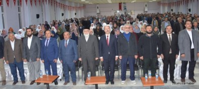 İscehisar'da 'Peygamberimiz Ve Aile' Temalı Konferans Düzenlendi