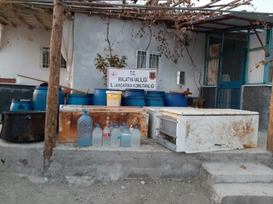 Malatya'da 3 Bin Litre Sahte İçki Ele Geçirildi