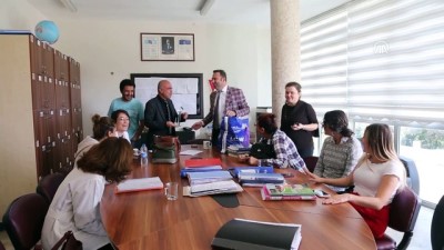 Muğla'da, Müdür Ve Öğretmenler Öğrencileri İçin Odalarından Vazgeçti
