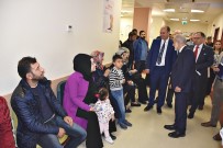 SAĞLIK HİZMETİ - Rektör Çelik Üniversite Hastanesinde İncelemelerde Bulundu