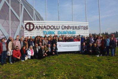 Tazelenme Üniversitesi Öğrencileri Türk Dünyası Bilim Kültür Ve Sanat Merkezi'ni Gezdi