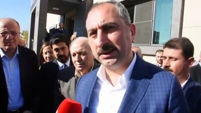 Adalet Bakanı Gül'den Gaziantep'te Yaşamını Yitiren Mühendisin Ailesine Taziye