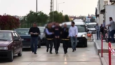 Adana'da İş Yerlerine Kalaşnikoflu Saldırıyla İlgili Bir Kişi Tutuklandı
