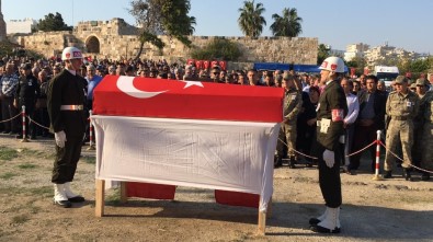 Barış Pınarı Harekatı Şehidi Adana'da Toprağa Verildi
