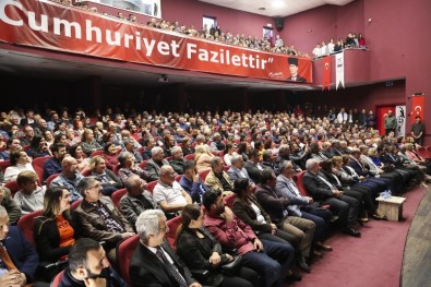 (İbrahim Abi) Gazeteci Saymaz'a Efeler'de Büyük İlgi