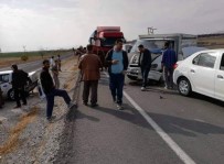 Kayseri'de Zincirleme Trafik Kazası Haberi