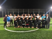 SAADET PARTİSİ - Perşembe'ye Yapılan Halı Saha Tesisi Açıldı