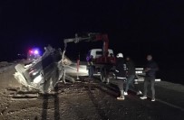 Van'da Trafik Kazası; 2 Yaralı