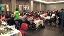 SATRANÇ TURNUVASI - Konyaaltı Uluslararası Satranç Turnuvası Başladı