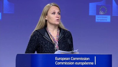 AB'den Hong Kong'ta İtidal Çağrısı