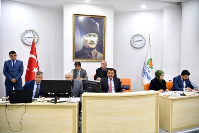 Cüneyt Arkın'a Malatya'dan Fahri Hemşerilik Beratı