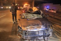 ELEKTRİK DİREĞİ - Alkollü Sürücü Dehşeti Açıklaması 2'Si Ağır, 3 Yaralı