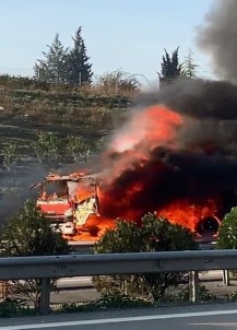 Bursa'da Benzin Tankeri Alev Alev Yandı