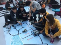 İSTANBUL KARTAL - Eğitim Robotları Yarışmasında Devrek İkinci Oldu