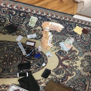 FETÖ'nün finans yapılanmasına operasyon