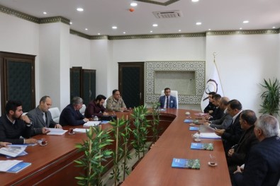 Gürpınar'da Kış Mevsimi Öncesi Hazırlık Toplantısı