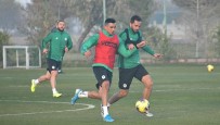 AYKUT KOCAMAN - Konyaspor Beşiktaş Maçı Hazırlıklarına Yeniden Başladı
