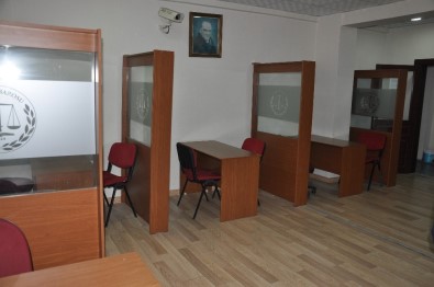 Mersin Cezaevi'ndeki Avukat Görüşme Odaları Modernize Edilecek