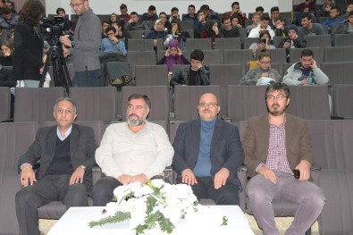 SÜ'de 'Aliya İzzet Begoviç' Anıldı