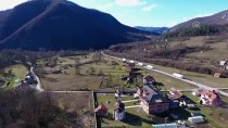 KIZILHAÇ - Türk Kızılay'ın Yardım Konvoyu Bosna Hersek'e Ulaştı